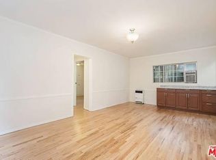 1644 Preuss Rd, Los Angeles, CA 90035