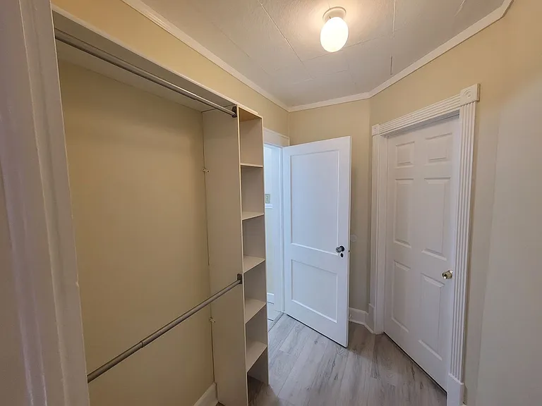 2323 Avenue N — Photo 3