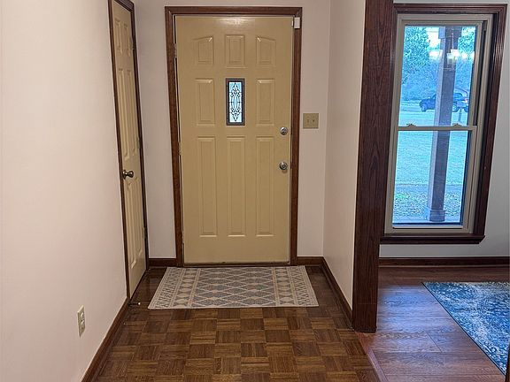 3rd image of 5740 Jane Rd