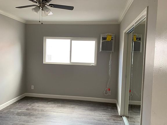 5th image of 9017 Columbus Ave #10