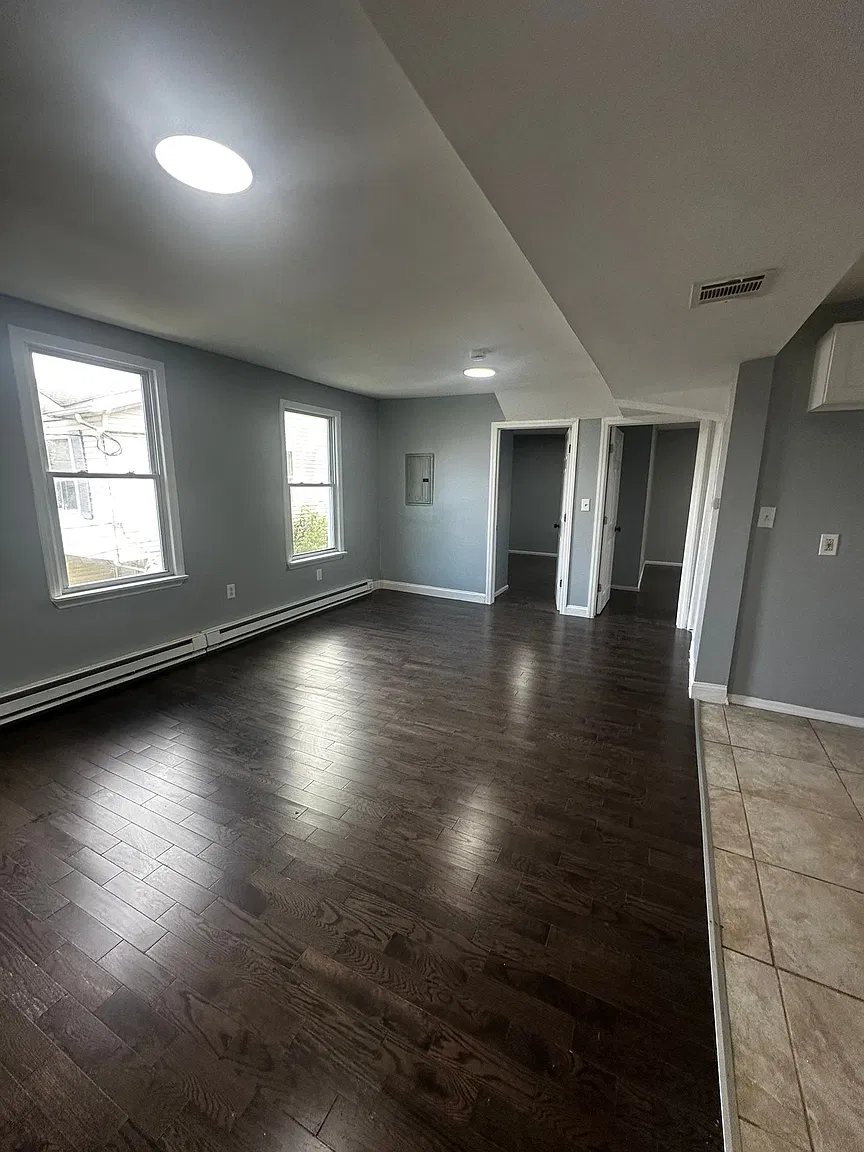 402 S 8th St #2 — photo 2 of 8