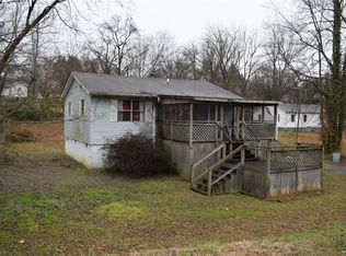 814 McCreary St, Winston Salem, NC 27105