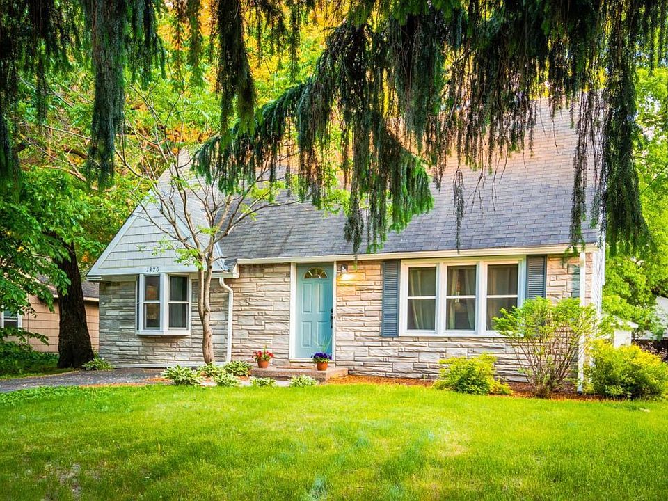 1st image of 1970 Garden Ln