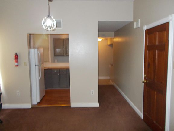 2nd image of 405 N Washington St APT 2