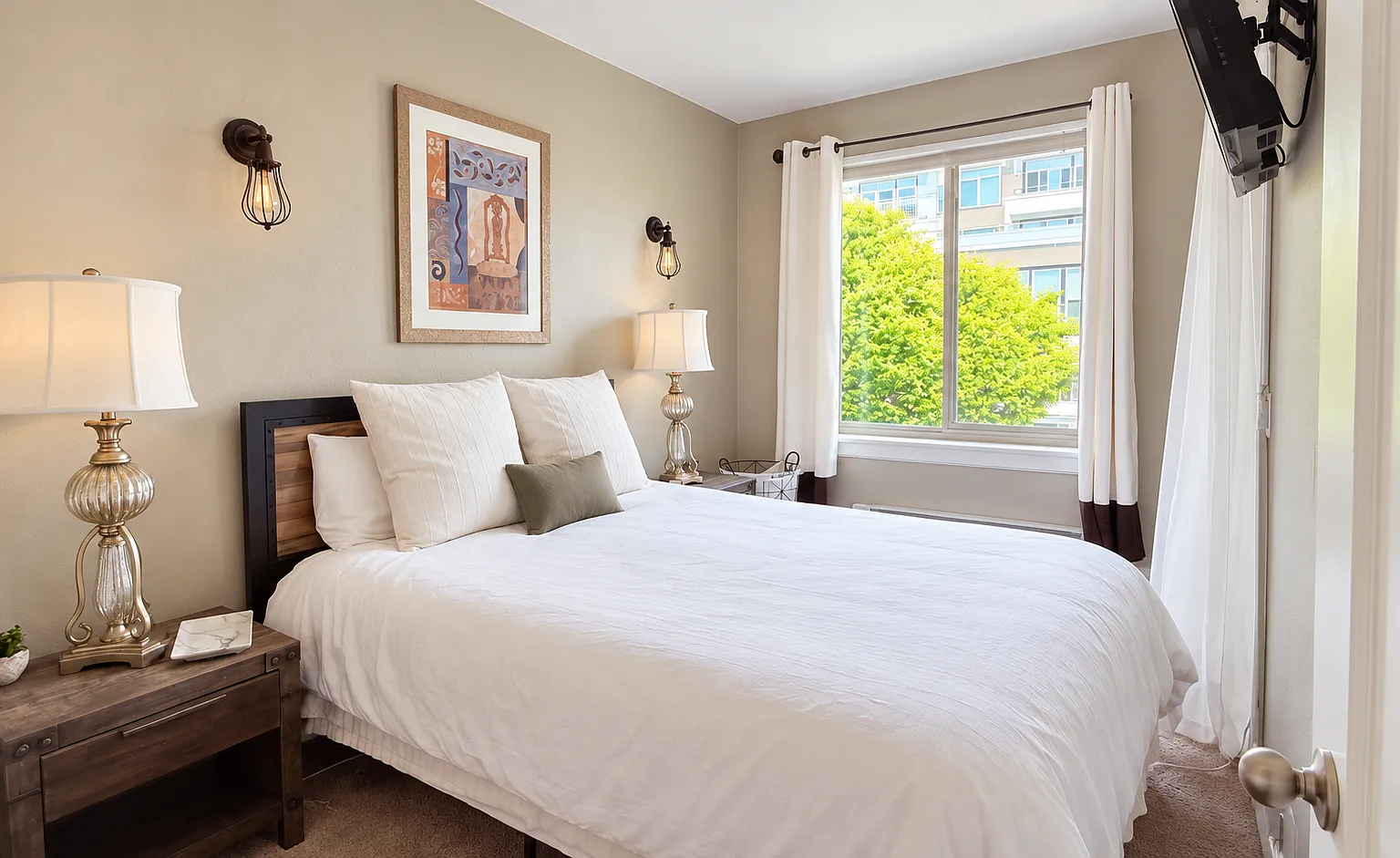 1 bed, 700 sqft, $2,095 — Photo 3