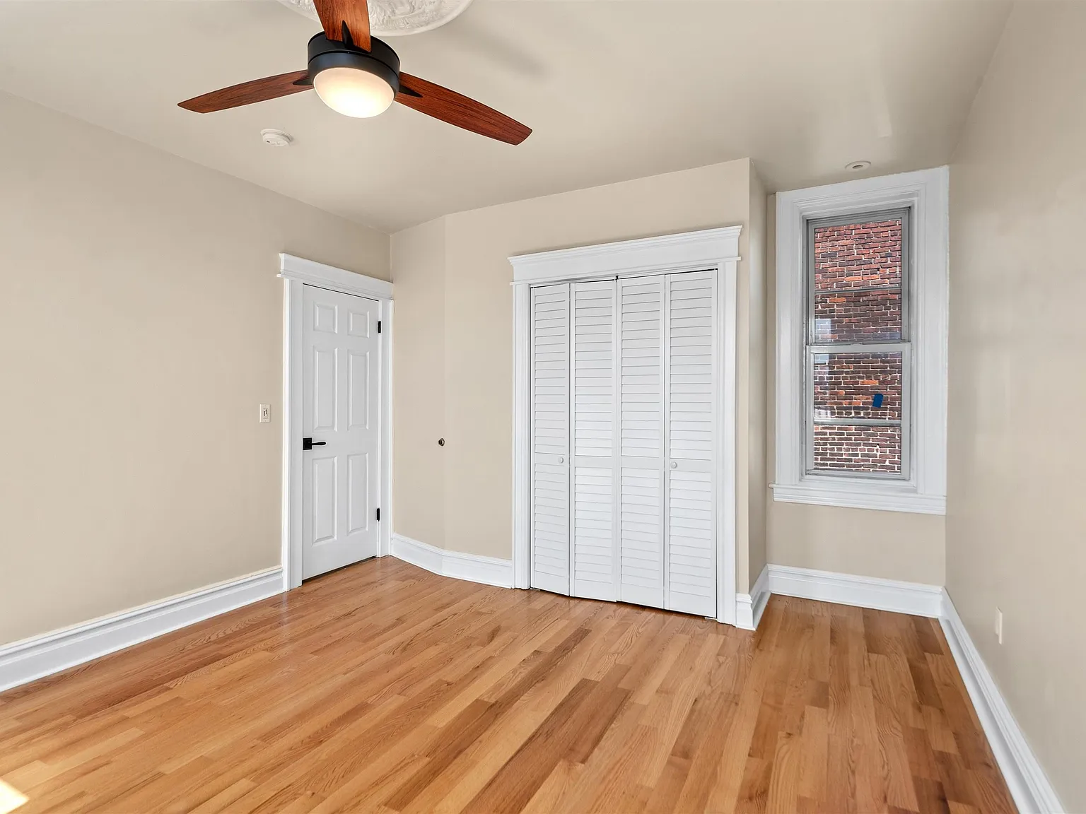 1 bed, 1.0 bath, 800 sqft, $2,000 — Photo 4