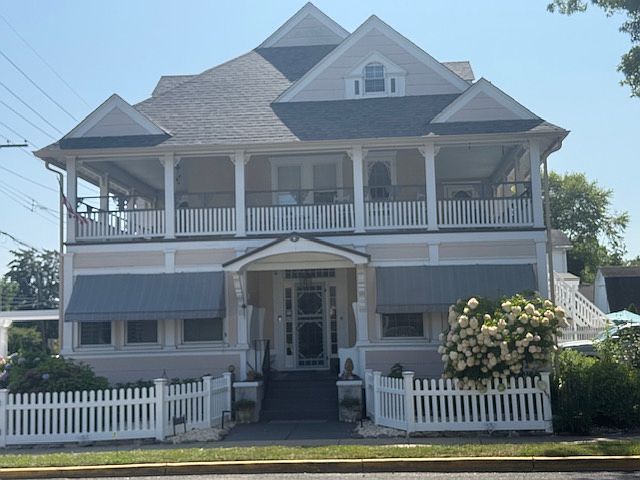 2nd image of 117 Marcellus Ave #1