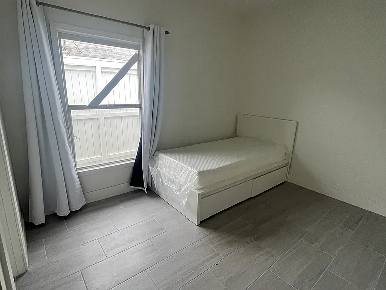 1101 W Vernon Ave #V3 — Photo 1