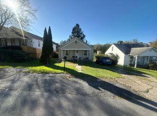 323 Hubbard St, Beckley, WV 25801