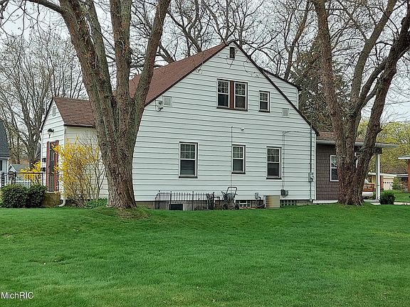 5th image of 719 S Griffin St