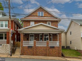 33 S Main St, Dover, PA 17315