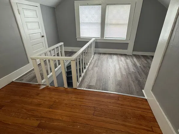 Knaack - 3826, 3826 Warwick Blvd #3, Kansas City, MO 64111