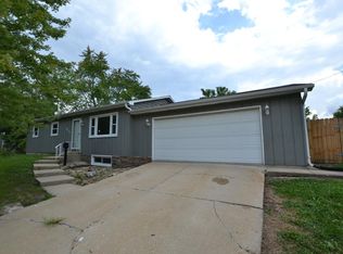 1610 Mary Ann Ln, Lockport, IL