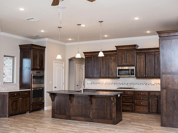 2nd image of 7651 Aspen Way Dr
