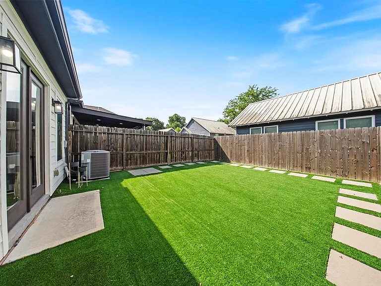 4032 Porter St — Photo 24