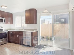 1219-1223 SE Harney St #1221, Portland, OR 97202
