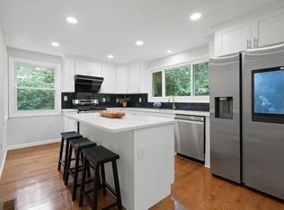 7 Thornberry Rd, Winchester, MA 01890