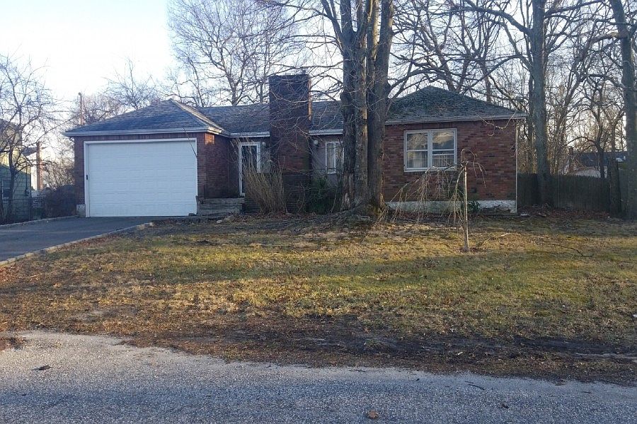 1st image of 66 Jeanetta Ave