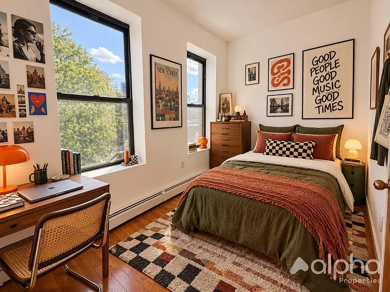 229 Henry Street — Photo 2