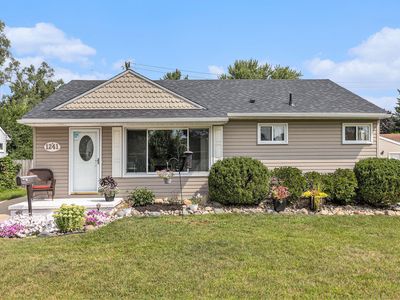 1241 Shirley Dr, Ypsilanti, MI, 48198