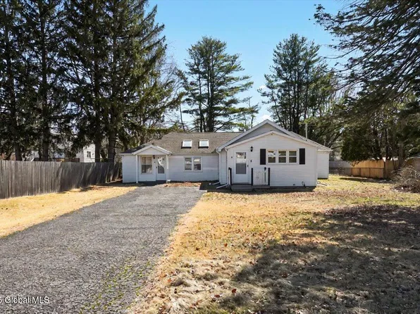 5 Essex Avenue, Albany, NY 12205