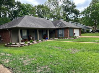 124 Timbercrest Dr, Ridgeland, MS 39157