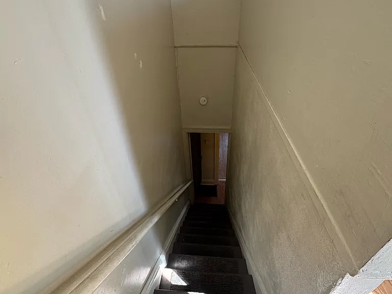 802 Wayne Ave #2 — Photo 16