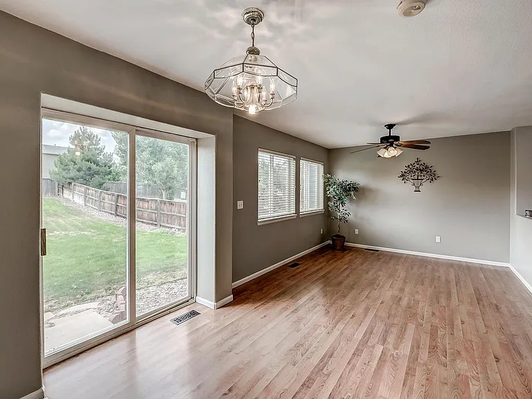 9741 Saybrook St — Photo 2