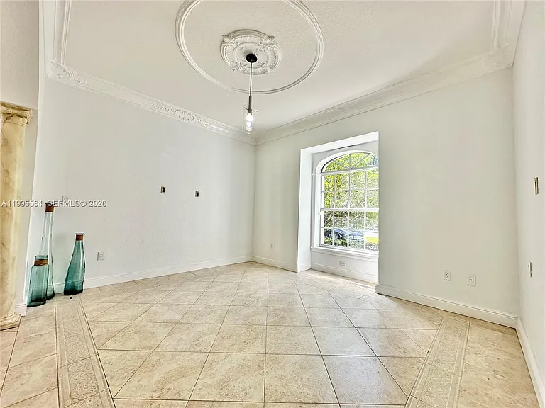5023 NW 94th Doral Pl — Photo 10