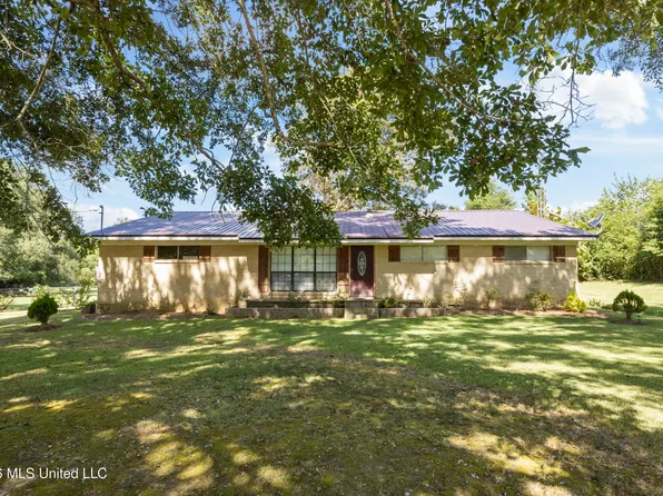 1712 S Little River Rd, Forest, MS 39074