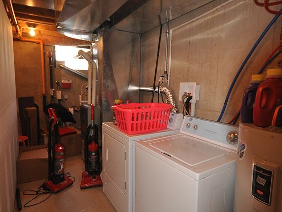 3rd image of 1716 W Norris St #A