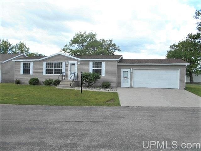 1st image of 211 Kenneally Blvd