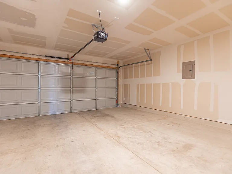 5319 Hornbeck Hts — Photo 30
