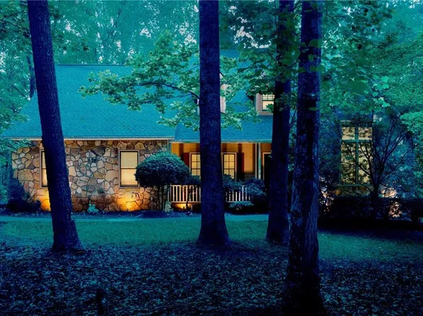 4780 Deer Run NW, Kennesaw, GA 30152