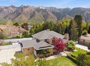 5 Quietwood Ln, Sandy, UT 84092