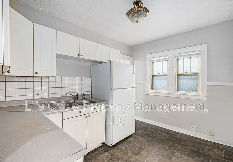 346 Quimby St NE — Photo 12