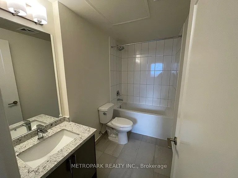 9000 Jane St #1506 — Photo 18