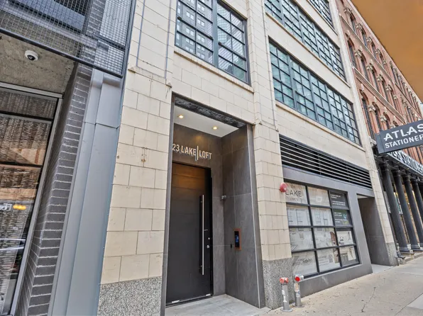 223 W Lake St Unit 3N, Chicago, IL 60606