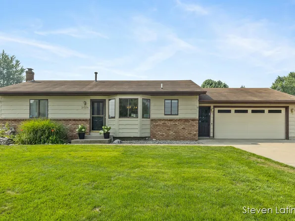 3024 Barry St, Hudsonville, MI 49426