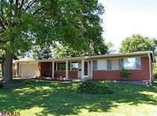 2895 Parker Rd, Florissant, MO 63033