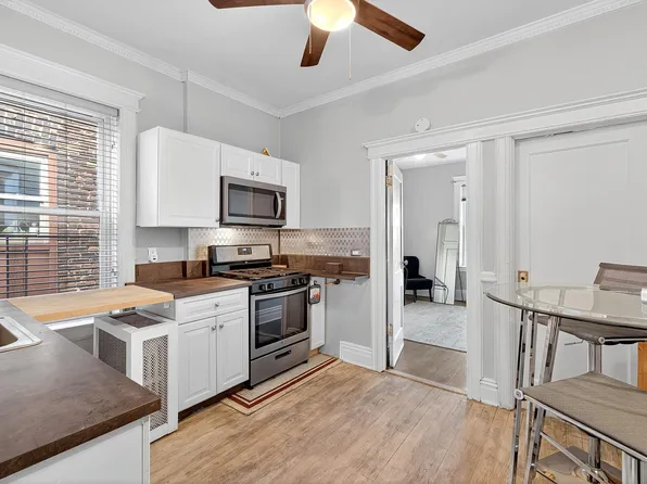 95 Romaine Avenue image 5 of 12