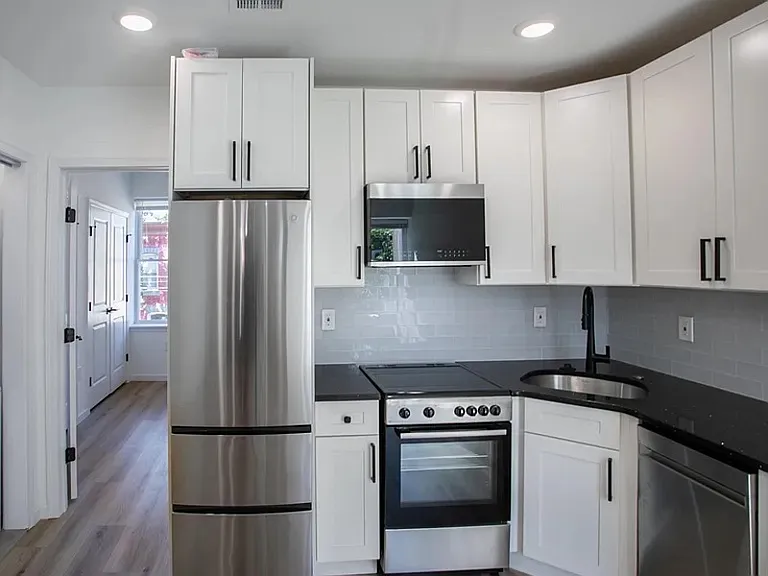 2200 Reed St #2 — Photo 4