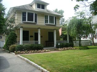 762 Pleasantville Rd, Briarcliff Manor, NY 10510