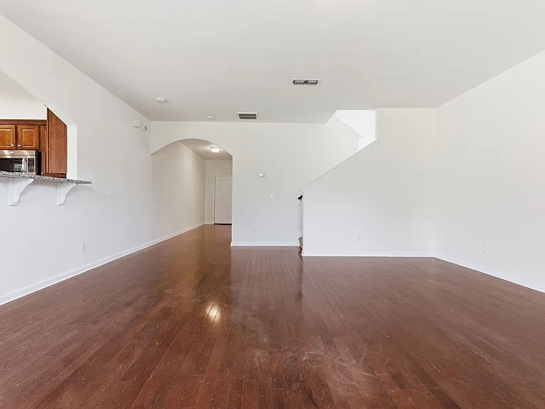 1672 Stonewater Dr — Photo 20