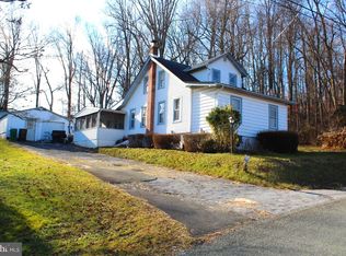 51 S Grims Mill Rd, Boyertown, PA 19512