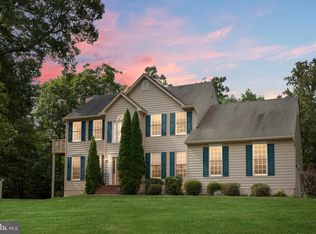 87 Summer Breeze Ln, Fredericksburg, VA 22406