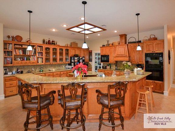 4th image of 14891 Ewing Dr