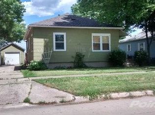 610 8th Ave NE, Belmond, IA 50421