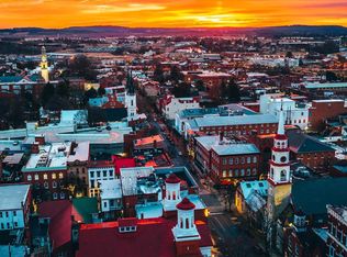 401 S Market St APT 3, Frederick, MD 21701