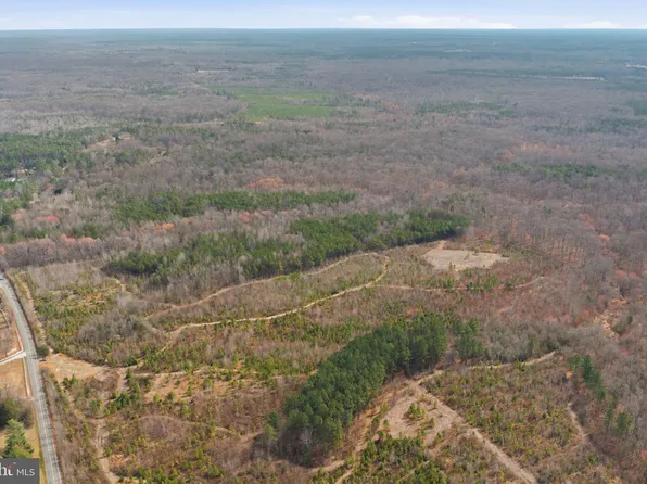 5190 Dickerson Rd, Partlow, VA 22534